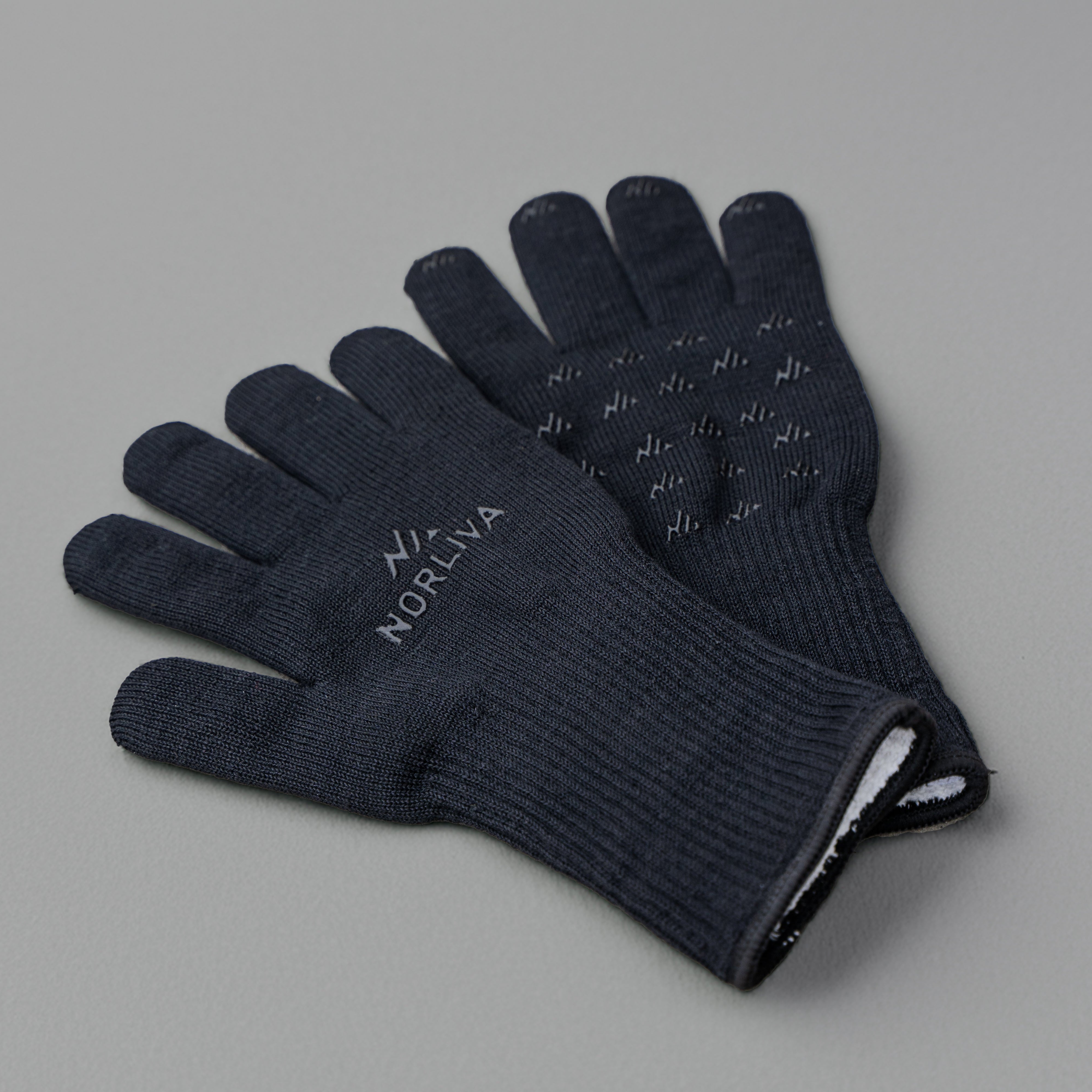 Eldskyddshandskar i aramid