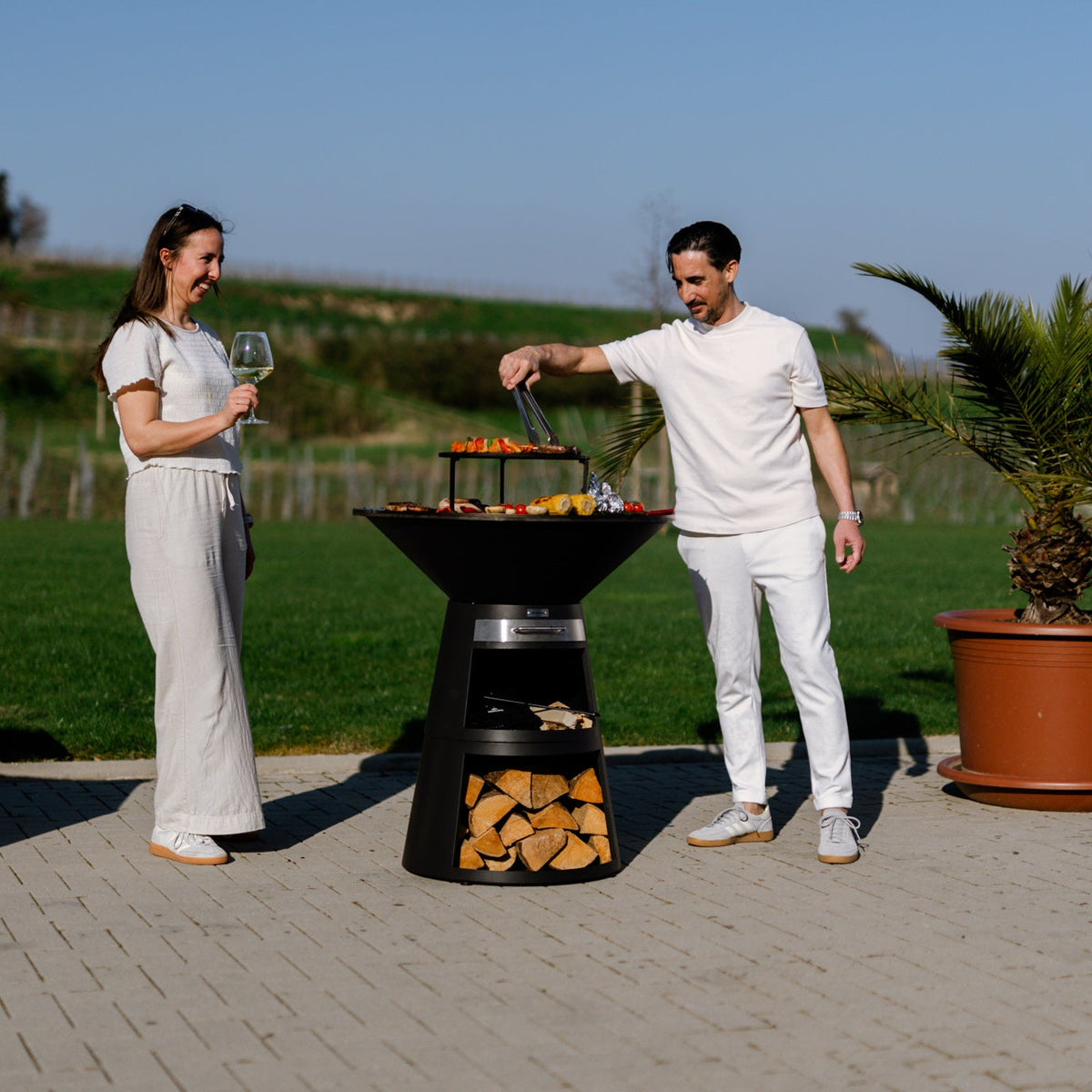 Eldplatsbyggd grill Aska, 80 cm