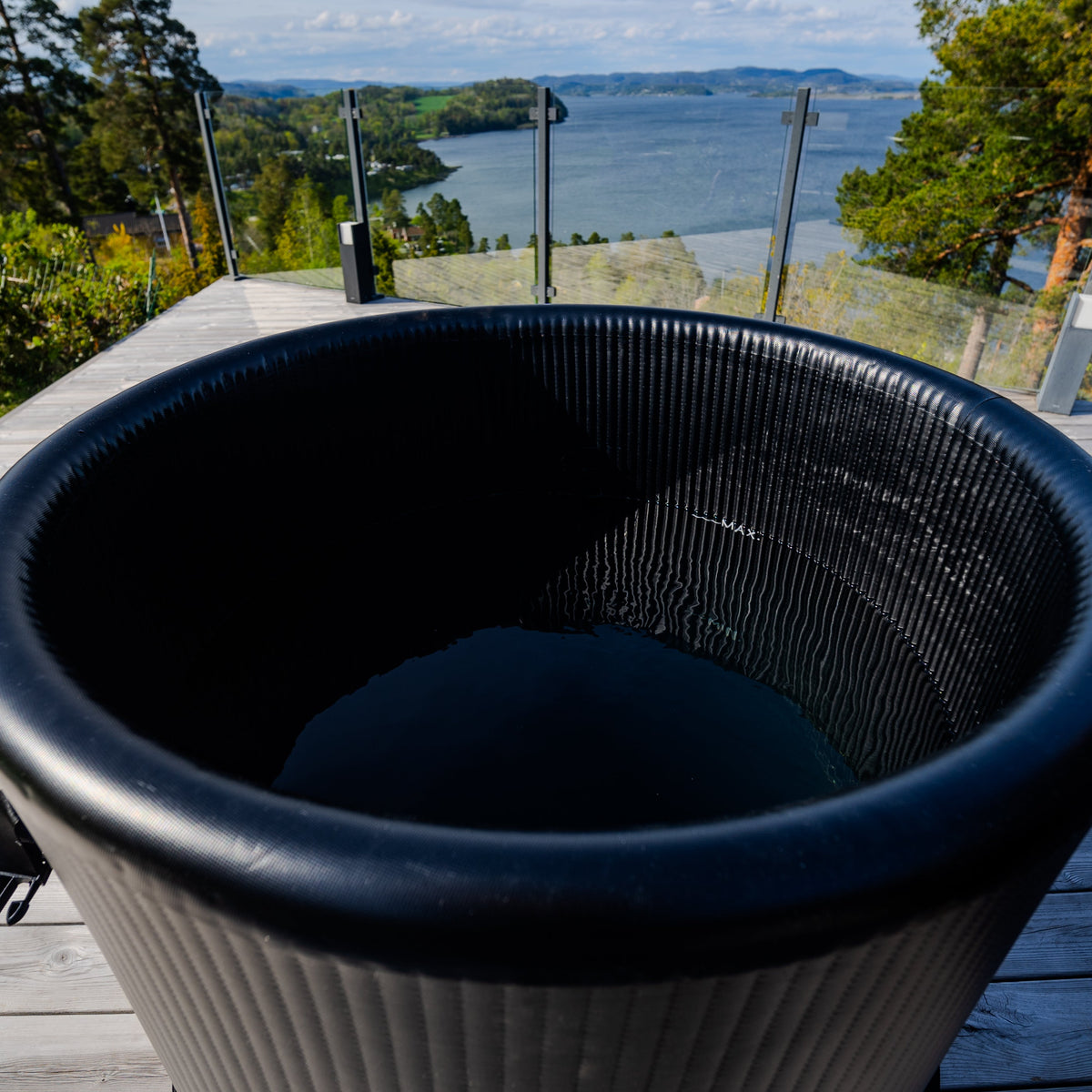 Uppblåsbar isbalja