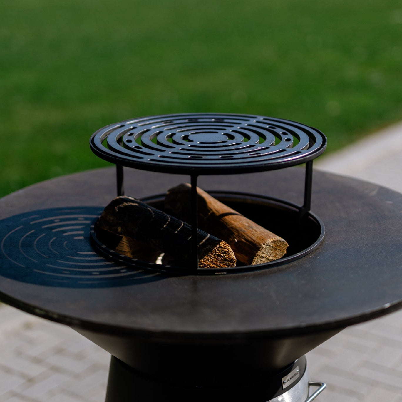 Eldplatsbyggd grill Aska, 80 cm